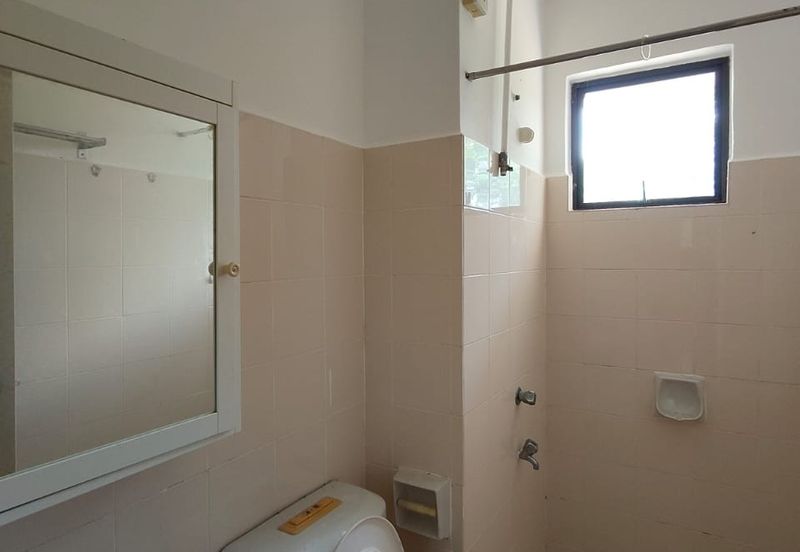 Bayou Bay 2 Storey Bungalow House For Sale @ Leisure Farm Resort Precinct 5, Gelang Patah