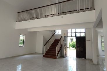 Bayou Bay 2 Storey Bungalow House For Sale @ Leisure Farm Resort Precinct 5, Gelang Patah