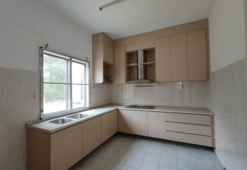 Bayou Bay 2 Storey Bungalow House For Sale @ Leisure Farm Resort Precinct 5, Gelang Patah