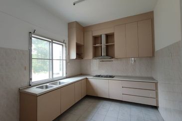 Bayou Bay 2 Storey Bungalow House For Sale @ Leisure Farm Resort Precinct 5, Gelang Patah