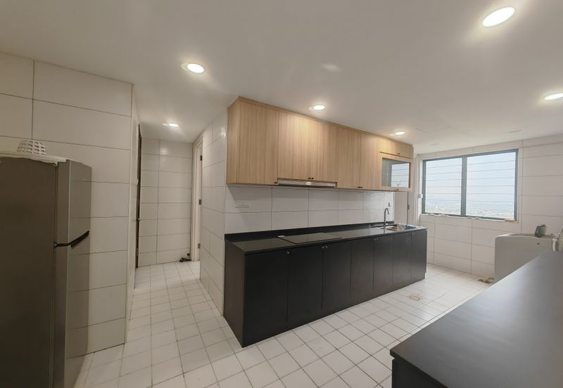 The Straits View, Bandar Baru Permas Jaya