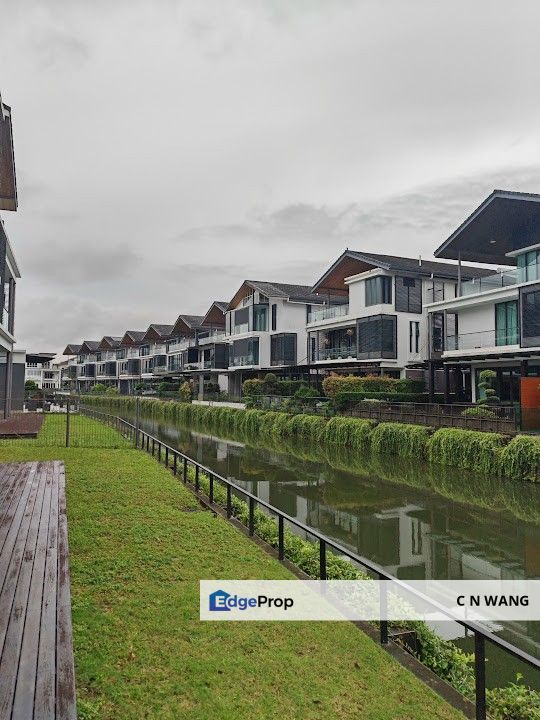 Rented: Isola Grandeur 3-Storey Luxury Bungalow Canal View @ Senibong Cove, Johor, Masai