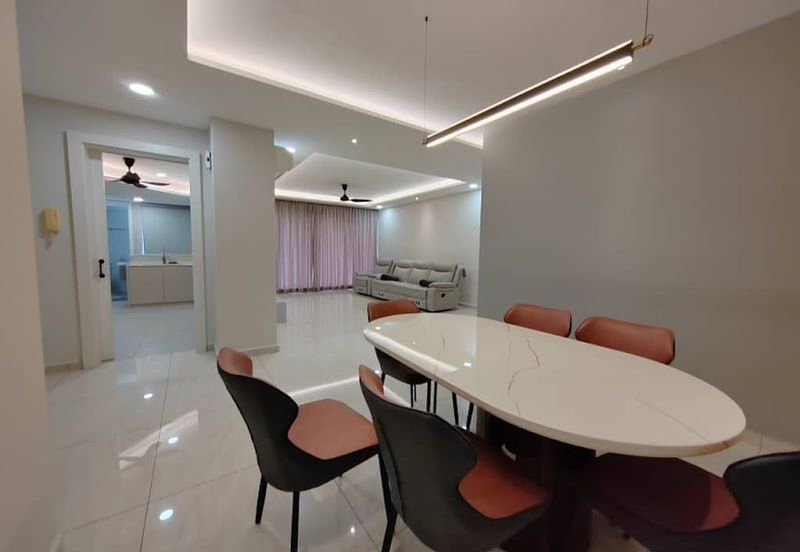 The Straits View, Bandar Baru Permas Jaya