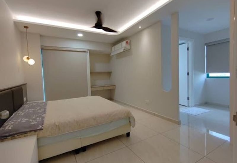 The Straits View, Bandar Baru Permas Jaya