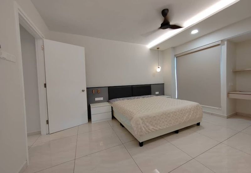 The Straits View, Bandar Baru Permas Jaya