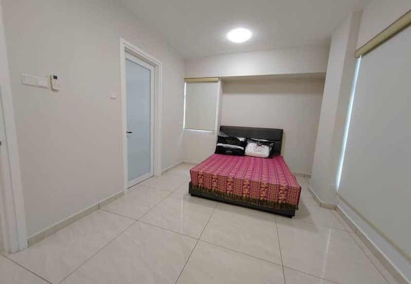 The Straits View, Bandar Baru Permas Jaya