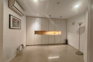 The Straits View, Bandar Baru Permas Jaya