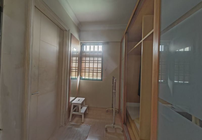 The Straits View, Bandar Baru Permas Jaya