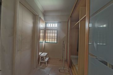 The Straits View, Bandar Baru Permas Jaya