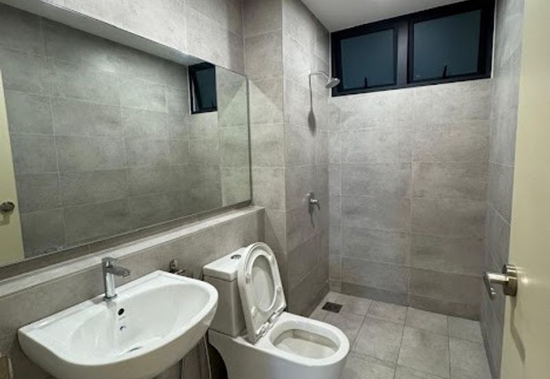 Summit @ Lagoon Residences