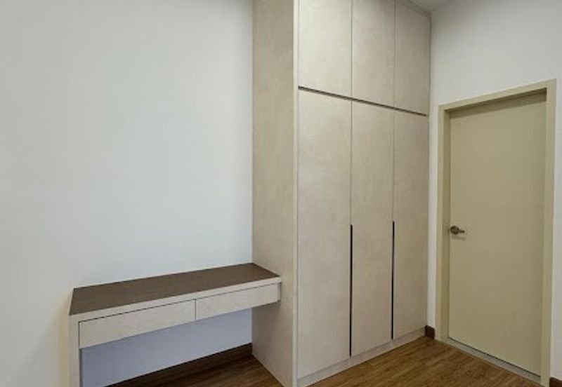 Summit @ Lagoon Residences