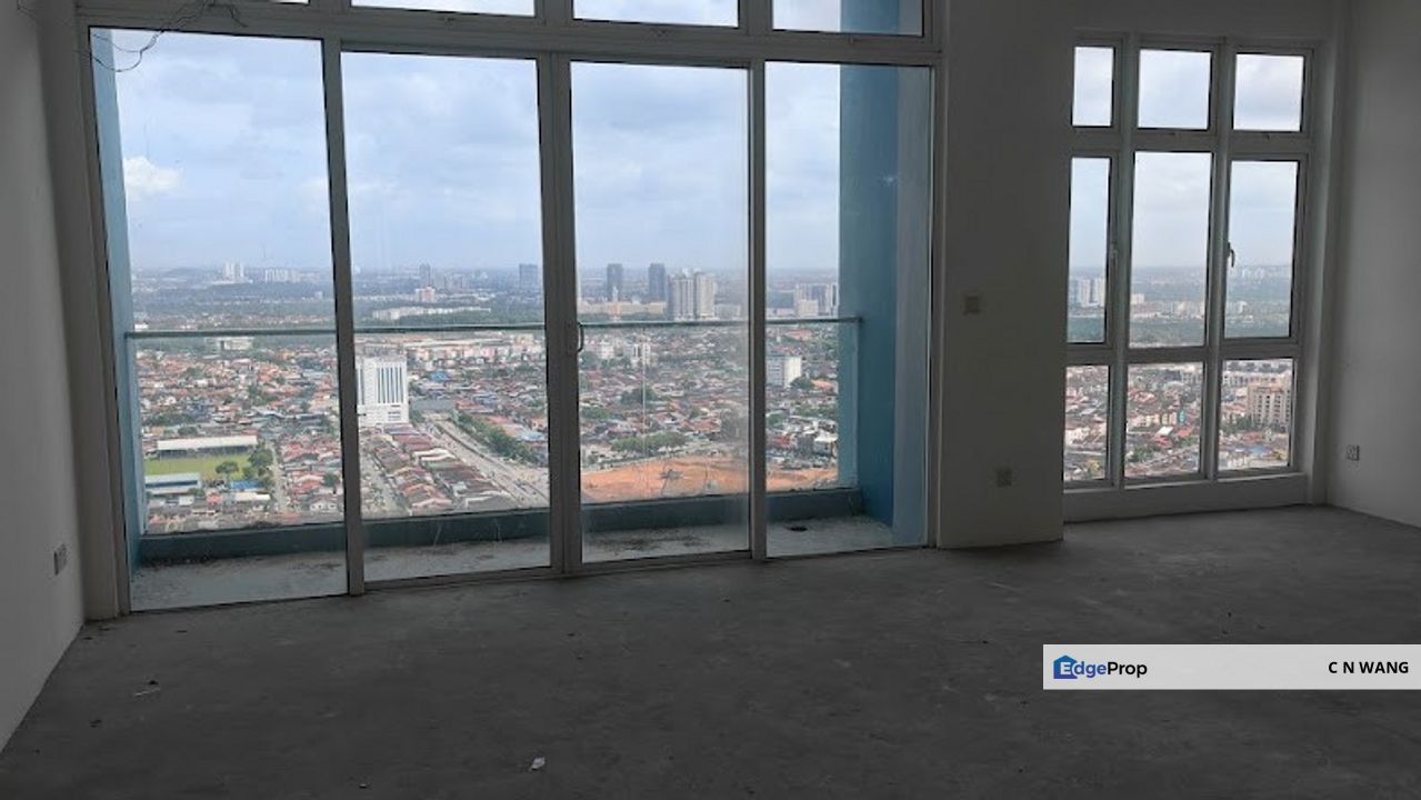 Pent House With Private Roof Top Garden For Sale @ Twin Galaxy JB, Johor, Johor Bahru