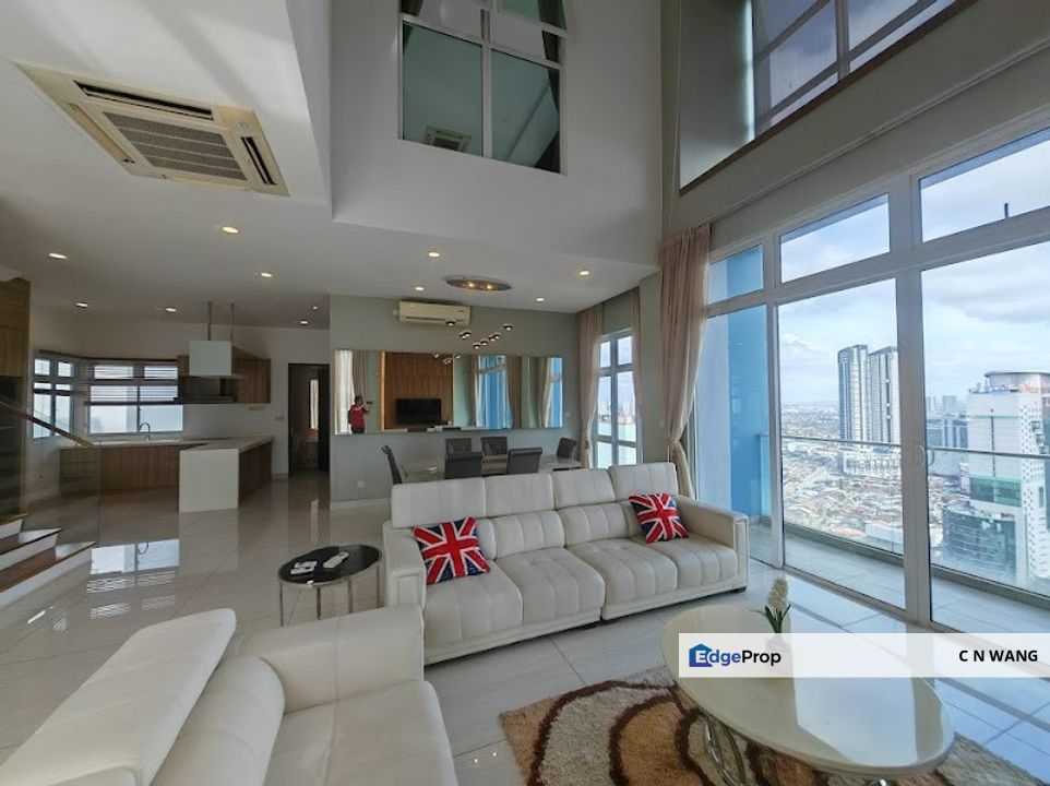 Pent House With Private Roof Top Garden For Sale @ Twin Galaxy JB, Johor, Johor Bahru