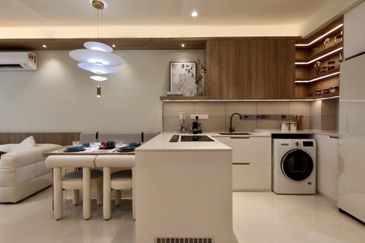 Aliva The New Launch Luxury Apartment @ Mount Austin