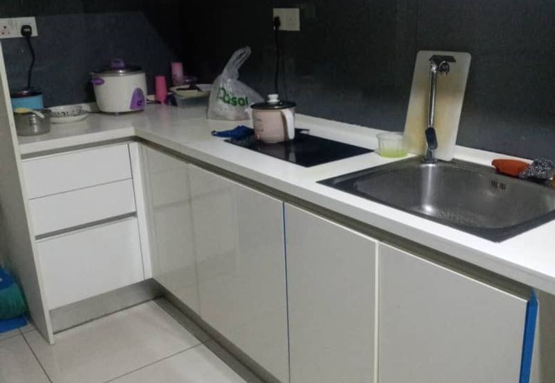 Almas Suites @ Puteri Harbour