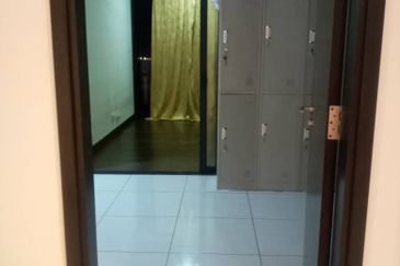 Almas Suites @ Puteri Harbour