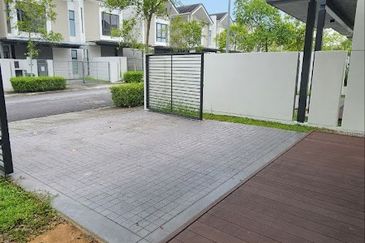 Avira Garden Terraces @ Medini