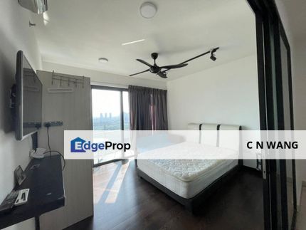 RENT:  Almas Suites @ Puteri Harbour, Johor, 