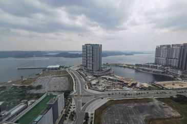 Imperia @ Puteri Harbour