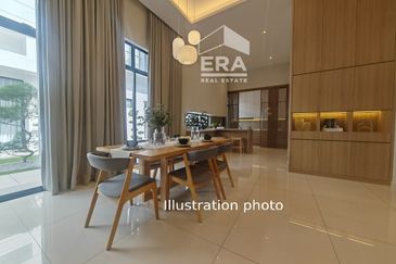 The Kew's Cluster House For Sale @ Gelang Patah