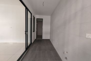 The Kew's Cluster House For Sale @ Gelang Patah