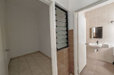 Super Link Corner House For Sale @ Horizon Hills