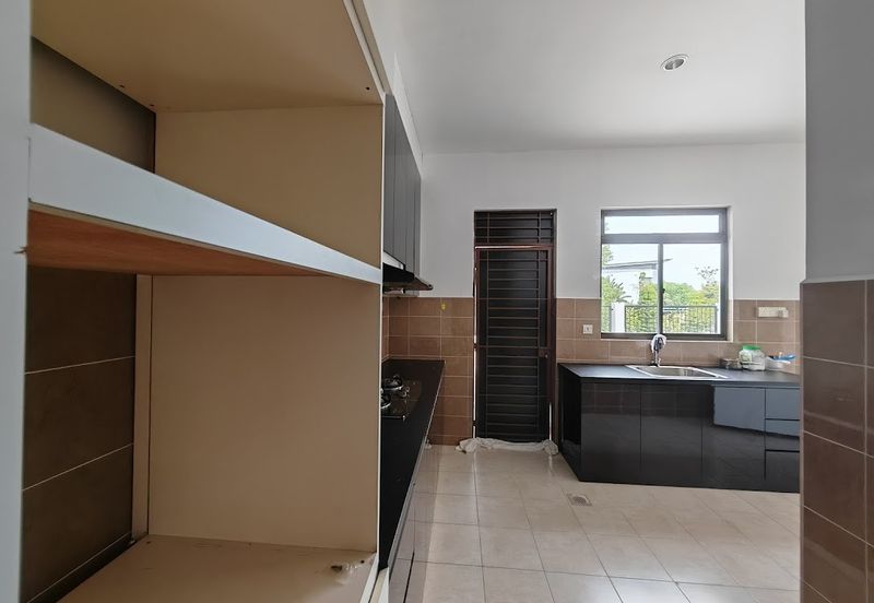 Super Link Corner House For Sale @ Horizon Hills