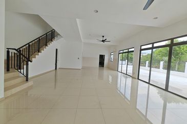 Super Link Corner House For Sale @ Horizon Hills