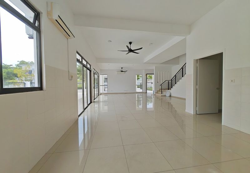 Super Link Corner House For Sale @ Horizon Hills
