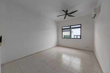 Super Link Corner House For Sale @ Horizon Hills