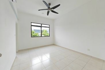 Super Link Corner House For Sale @ Horizon Hills