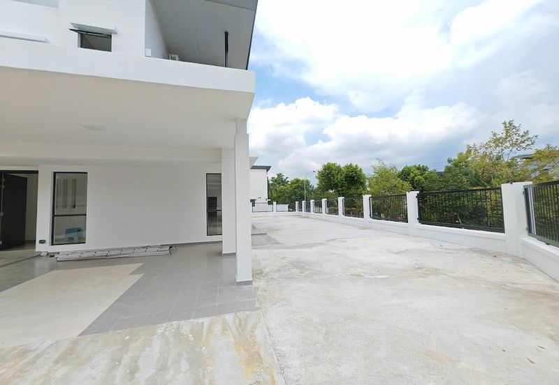 Super Link Corner House For Sale @ Horizon Hills