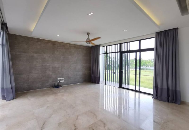 Noble Park @ East Ledang