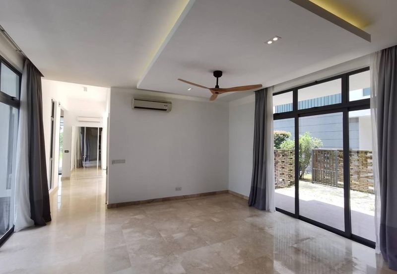 Noble Park @ East Ledang