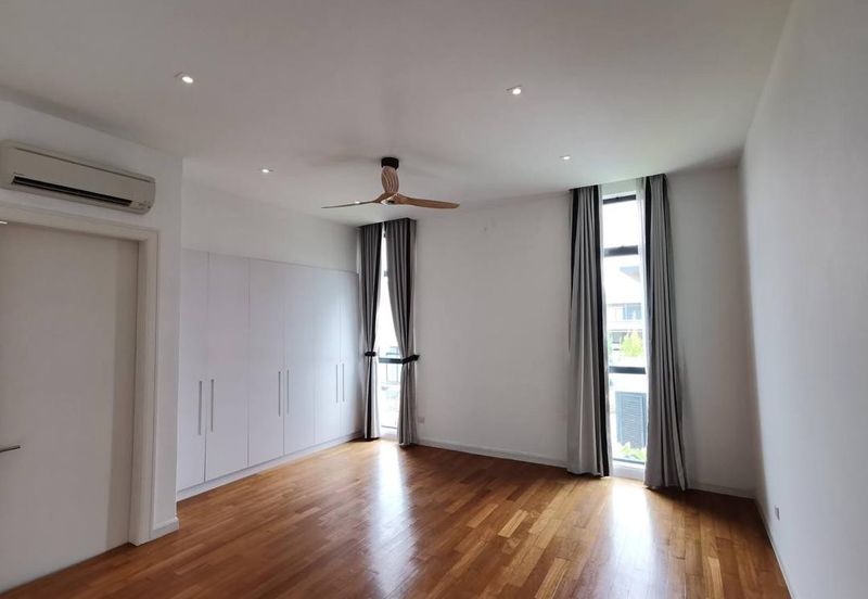 Noble Park @ East Ledang