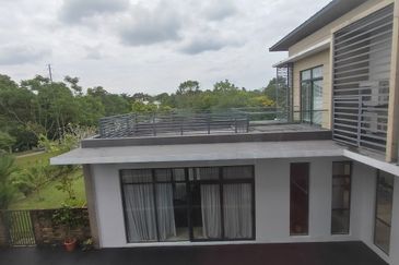 Noble Park @ East Ledang