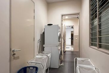 Somerset Puteri Harbour