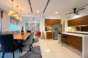 Somerset Puteri Harbour