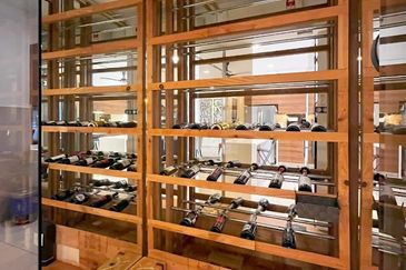 Somerset Puteri Harbour