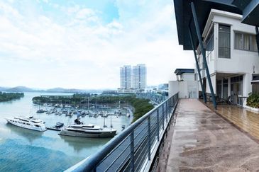 Somerset Puteri Harbour