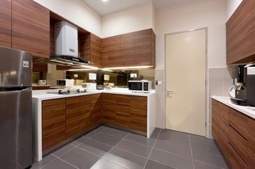 Somerset Puteri Harbour