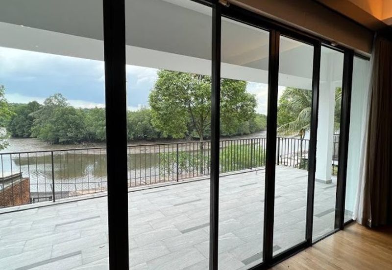 The WaterEdge Residences