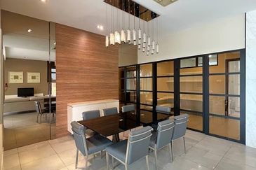 WaterEdge Residences