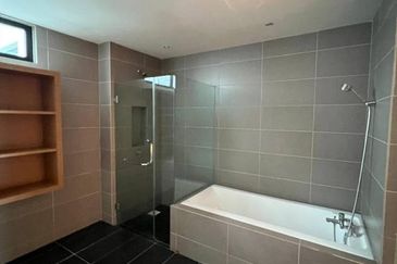 WaterEdge Residences