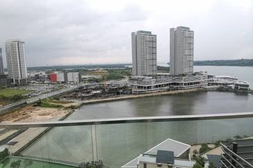 Puteri Cove Residences