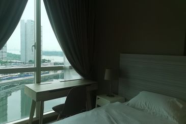 Puteri Cove Residences