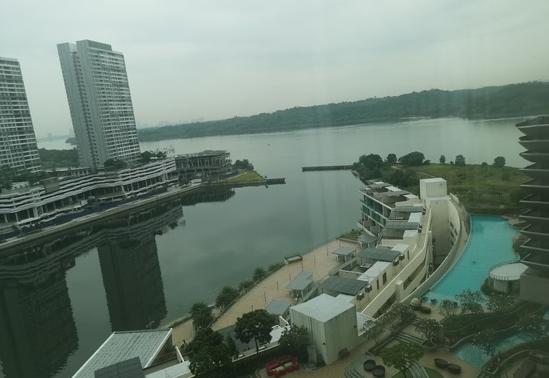 Puteri Cove Residences