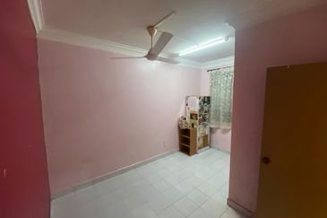 Jalan Mutiara Emas 2/10, Taman Mount Austin , JB