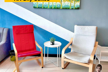 Sky Suites (Sky Hotel)