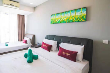 Sky Suites (Sky Hotel)